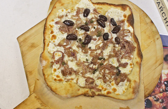Caramelized Onion, Kalamata Olives, Pizza